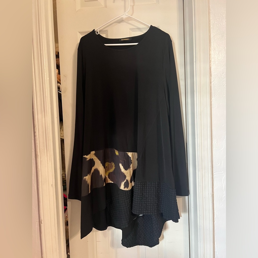 Alembika dress top